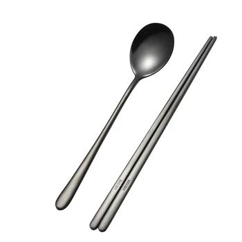 2 Adet / grup paslanmaz çelik sofra yemek Takımı Kepçe Siyah Gül Altın Gümüş çubuklarını Metal Çatal Kore Yemek Takımı Seti