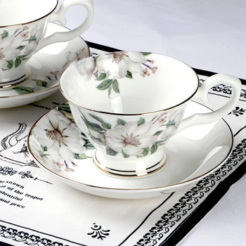 Avrupa Kemik Çini Kahve Fincan Ve Tabaklar Set Kapok Seramik Öğleden Sonra Çay Seti Çiçek Çay Fincanı Porselen Güzel Hediye